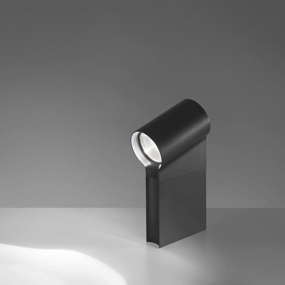 artemide oblique 45